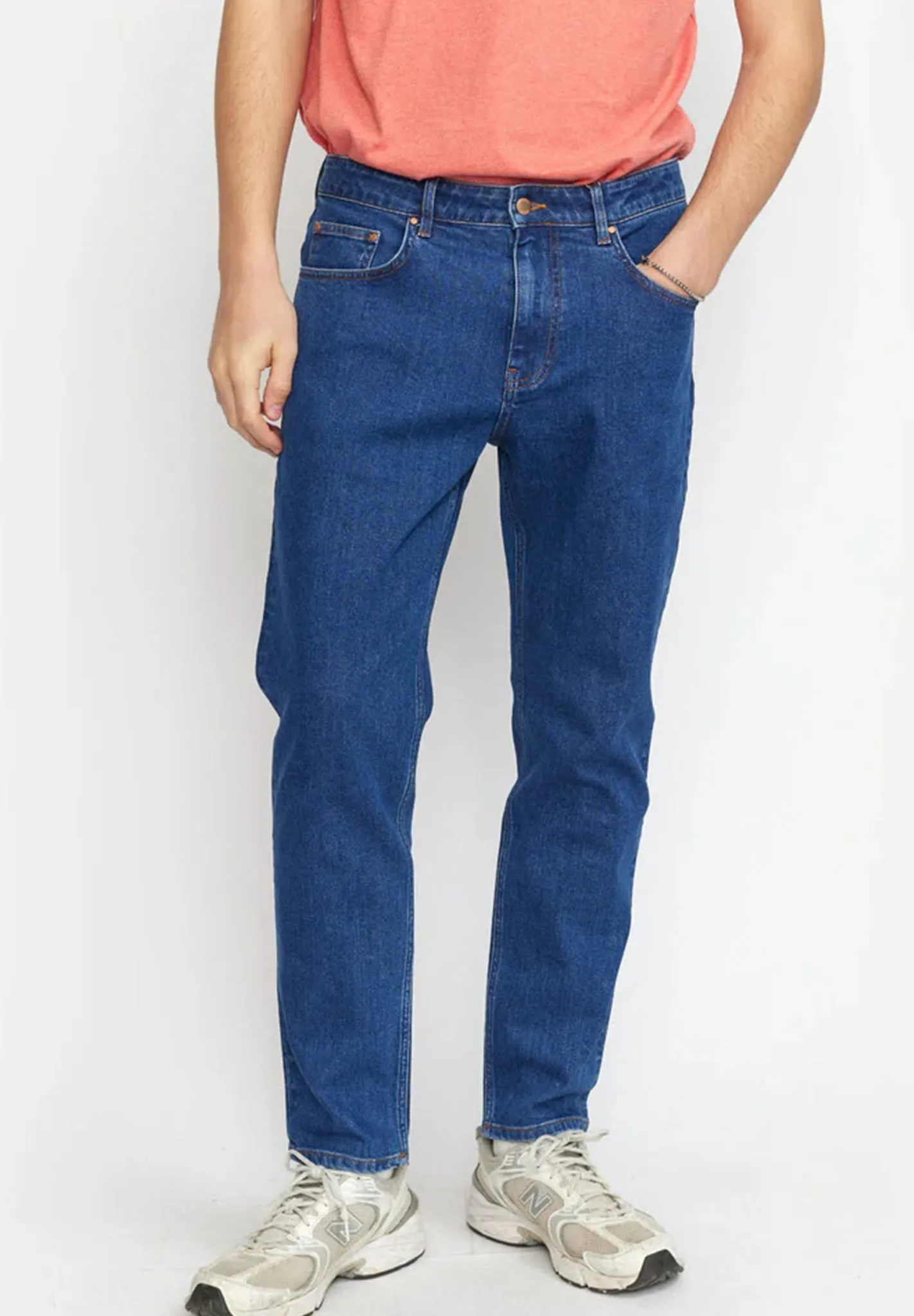 5212 Loose Fit Jeans