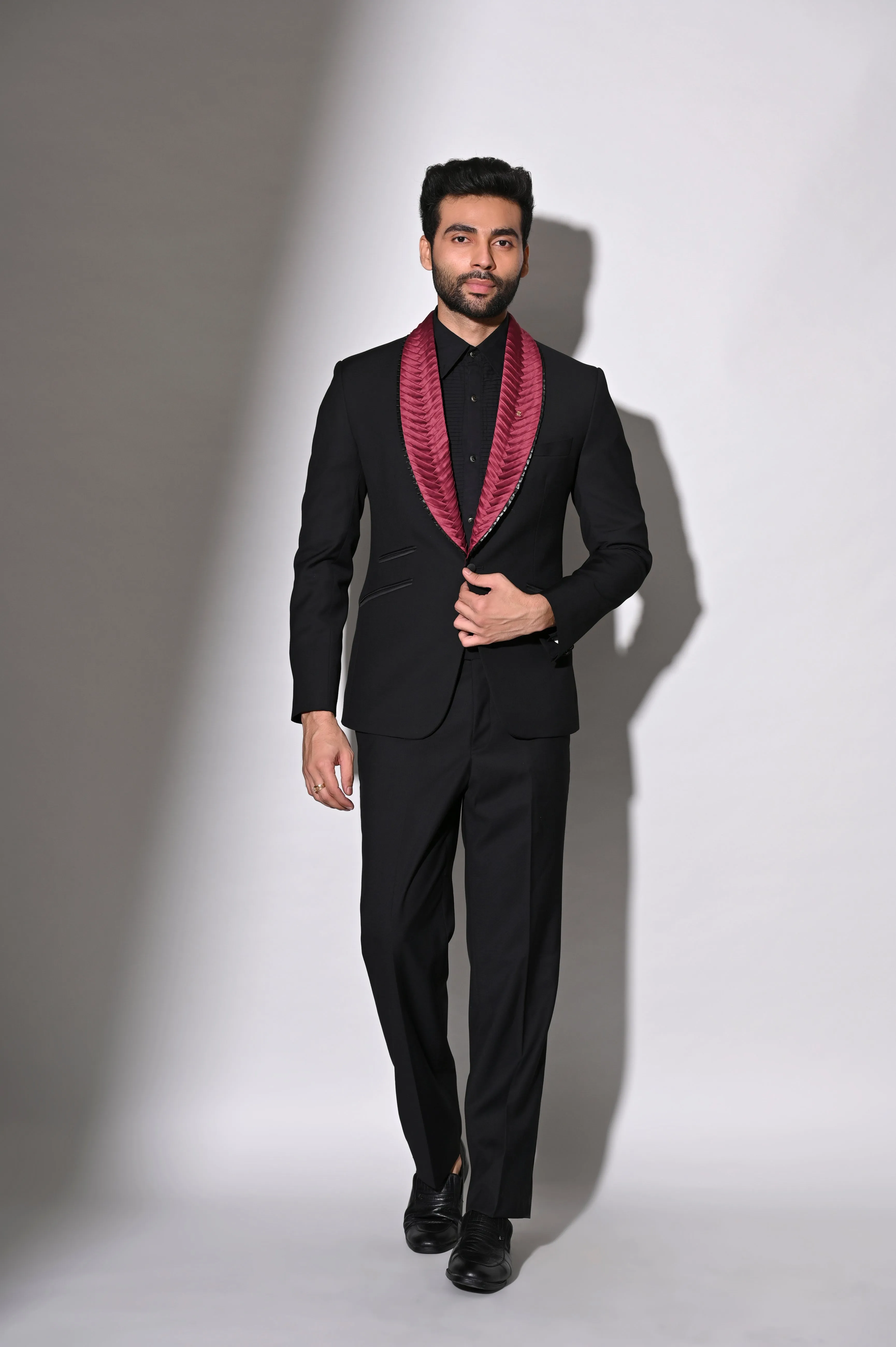 Black Slim Fit Tuxedo Suit with Pant in Italian