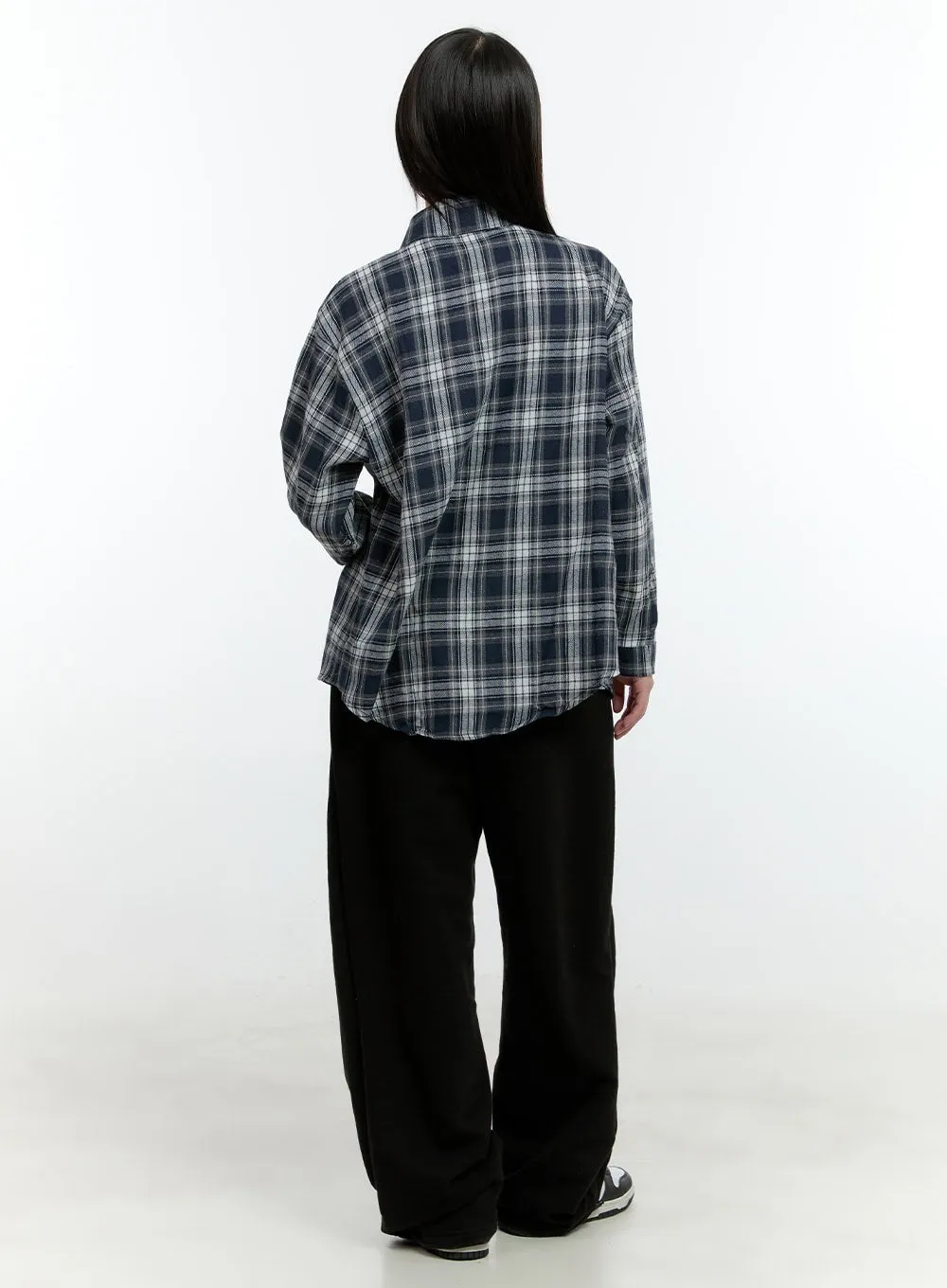Loose-Fit Checkered Buttoned Shirt CF507
