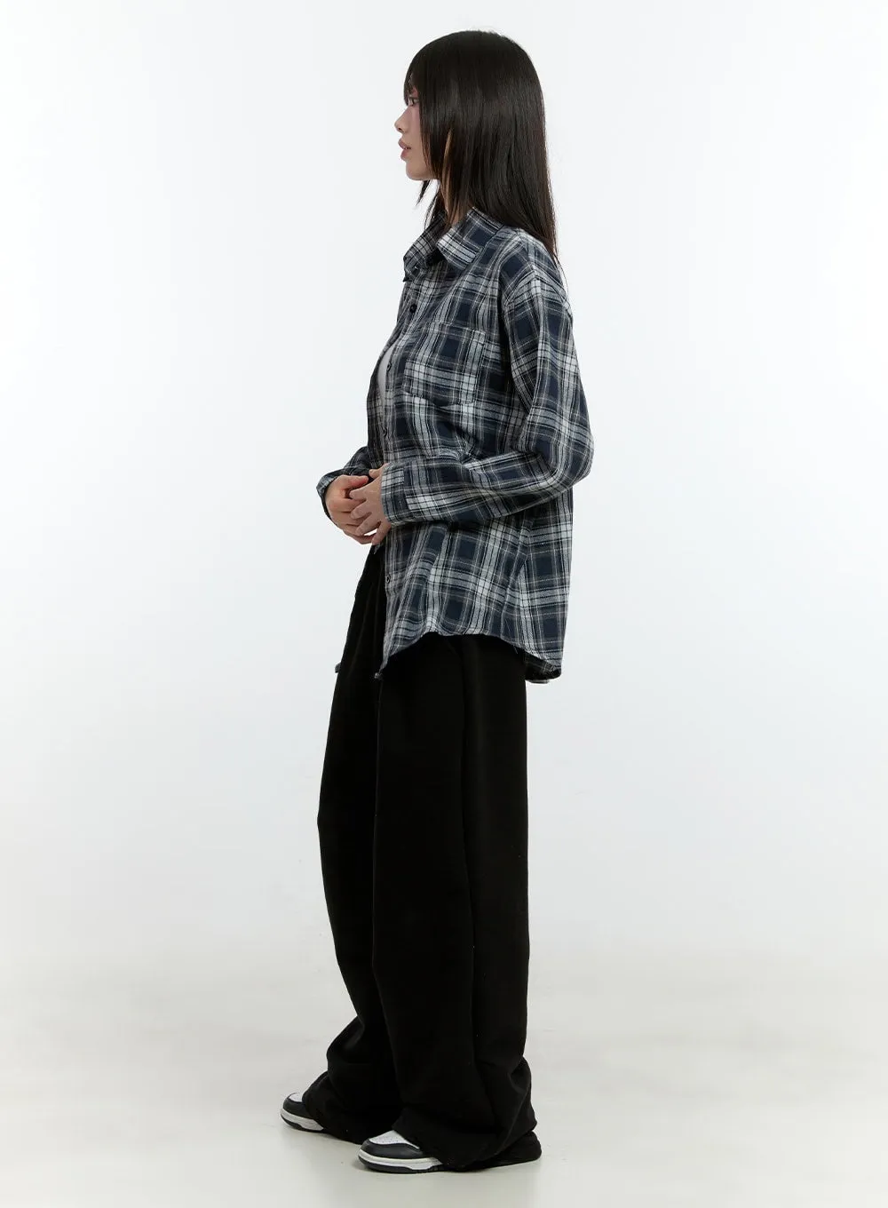Loose-Fit Checkered Buttoned Shirt CF507