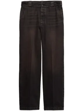 loose-fit jeans