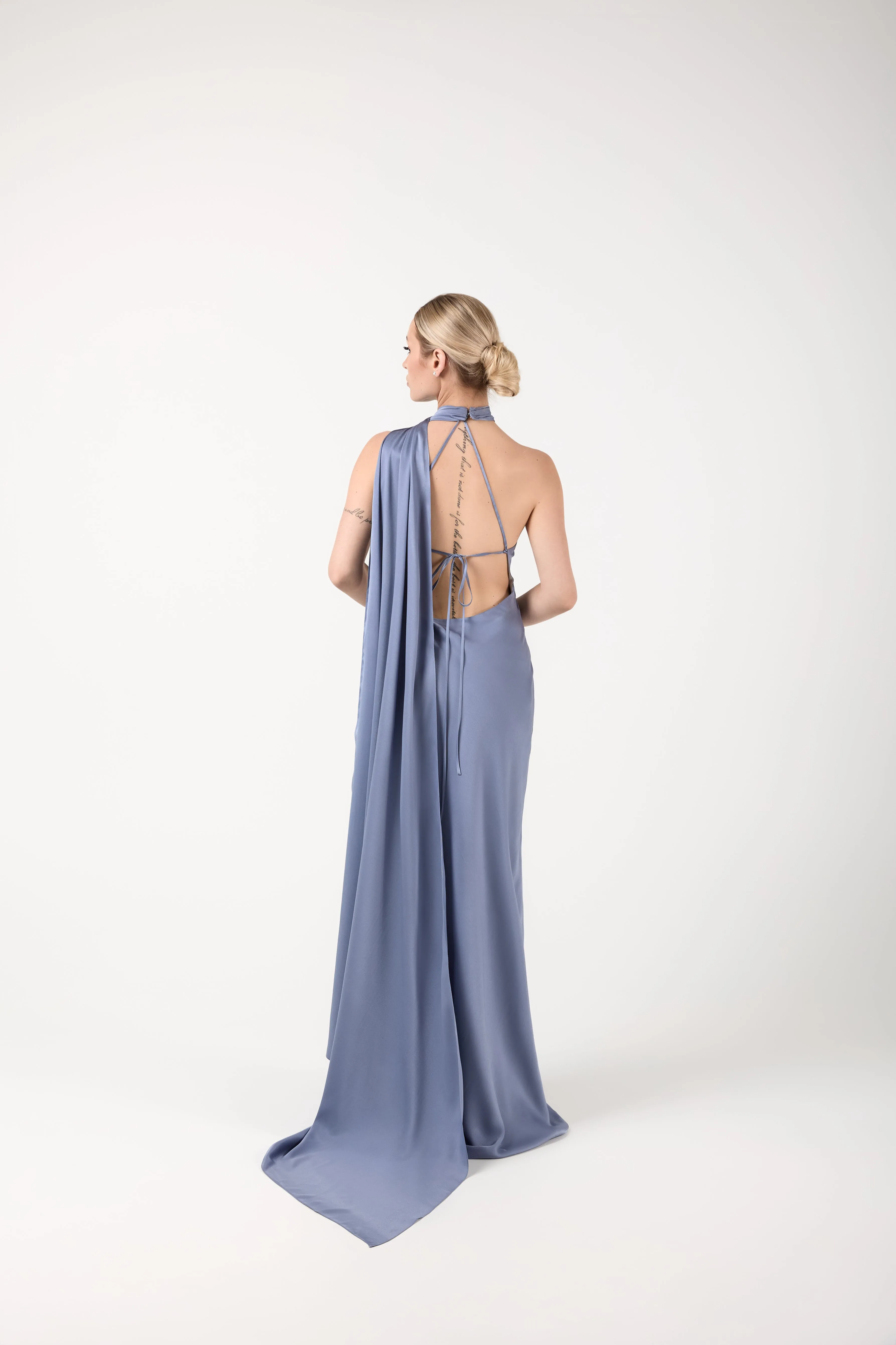 Maxy dress with open back Drop 008