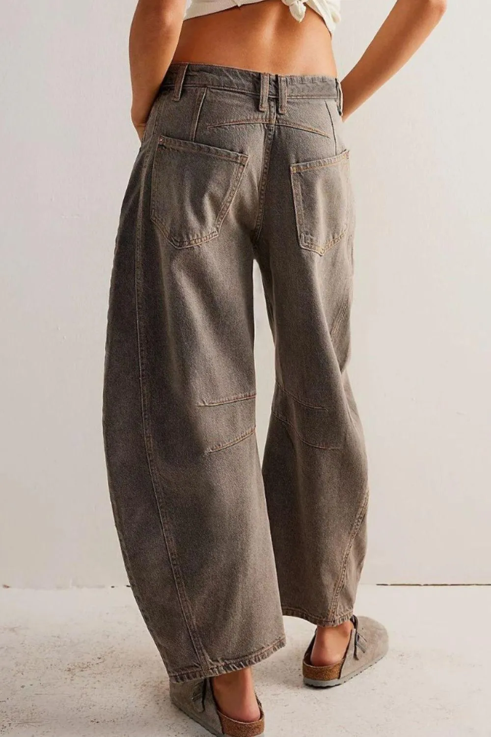 Wide Leg Jeans with Pockets
